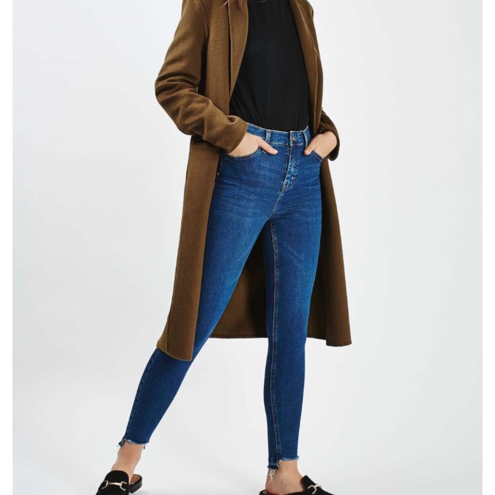 Top Shop Raw hem jeans size 26